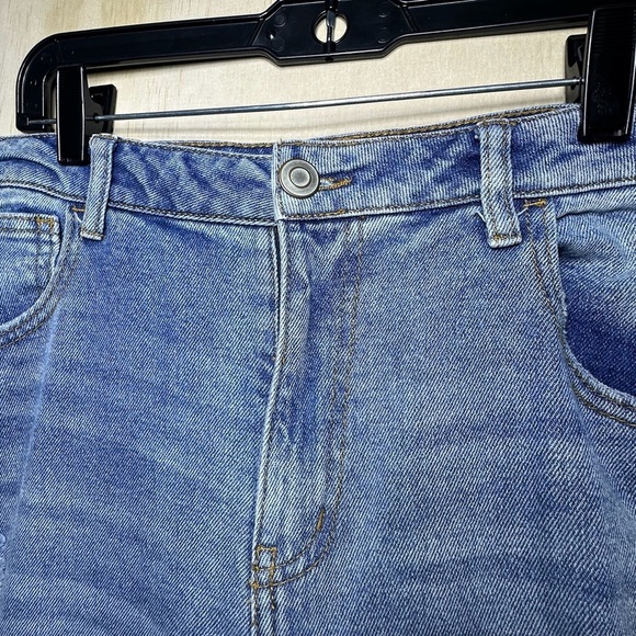 SO Super High Rise Wide Leg Jeans with Distressed Vintage Style Size 15 - Picture 4 of 10